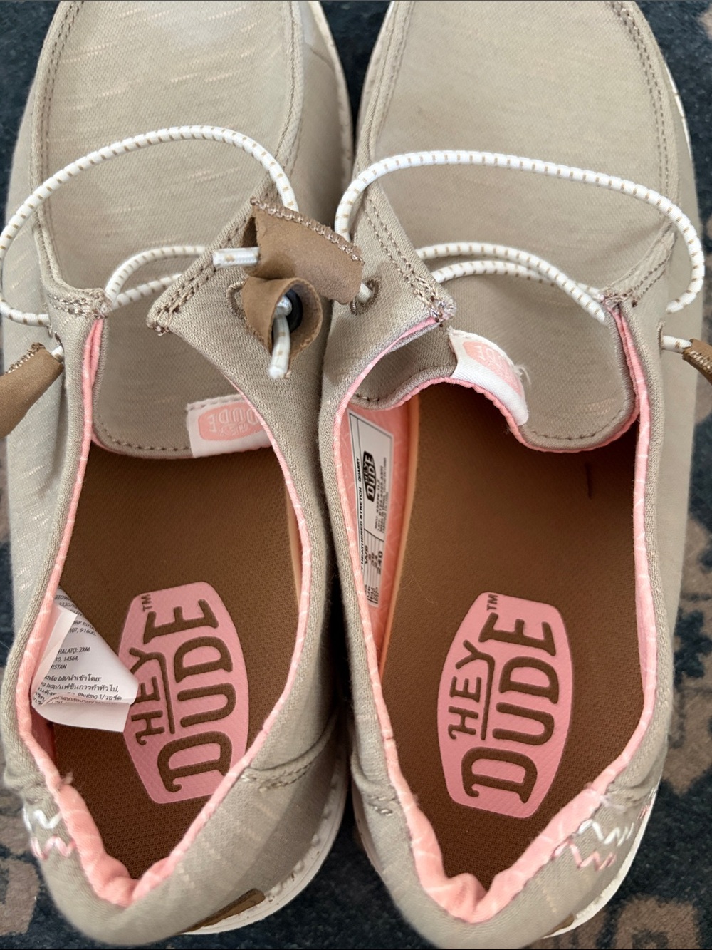 Women's HEY DUDE Beige Heathered Wendy Stretch Shoes - Picture 5 of 9
